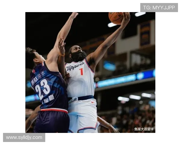 快船重燃昔日辉煌保罗哈登合练笑声不断展现默契